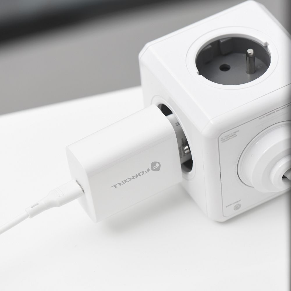 FORCELL F-ENERGY TFK-TC-25WPD travel charger Type C + cable Type C to Type C PD Q.C 3A 25W white - Image 11