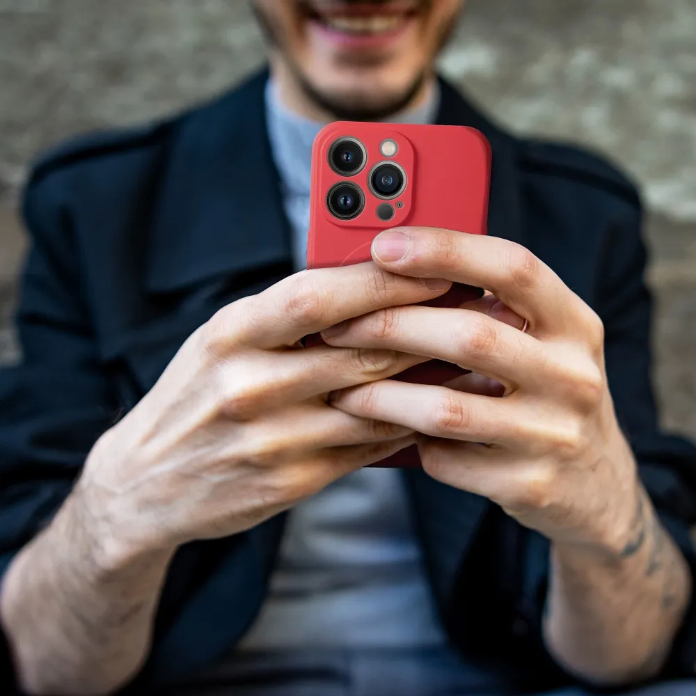 SILICONE MAG COVER case compatible with MagSafe for SAMSUNG S24 Ultra red - Image 8