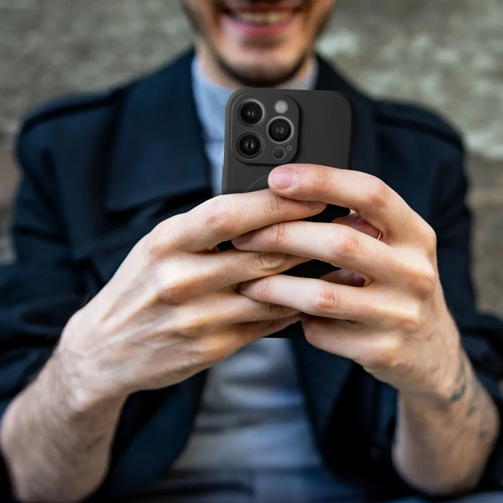 SILICONE MAG COVER case compatible with MagSafe for IPHONE 12 Pro black - Image 20