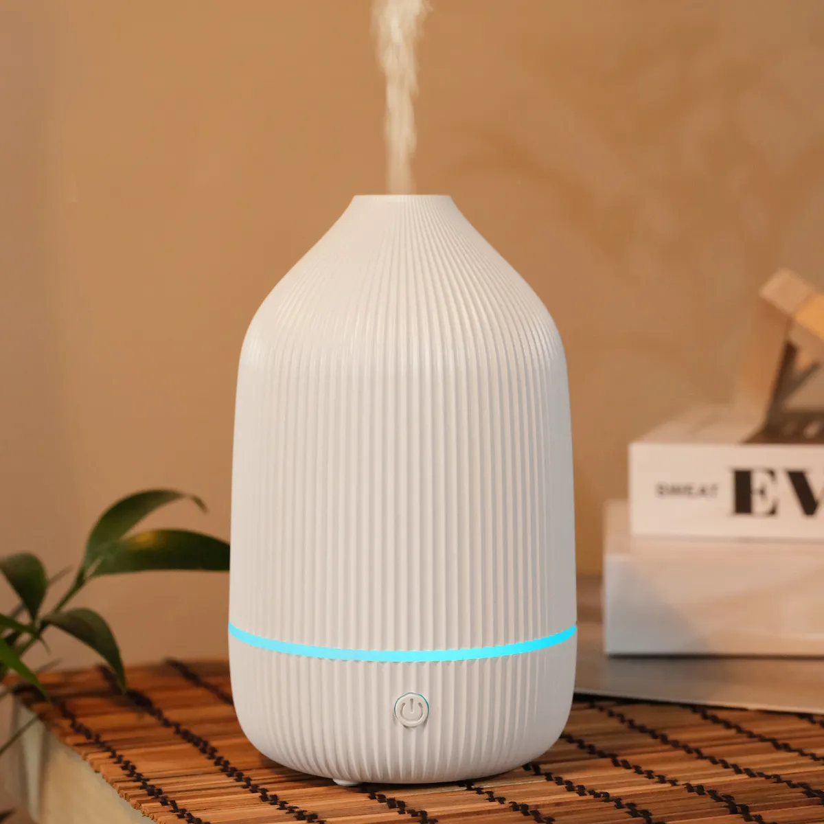 Aromatherapy machine / humidifier / diffuser Art Deco model GH2009 white - Image 2