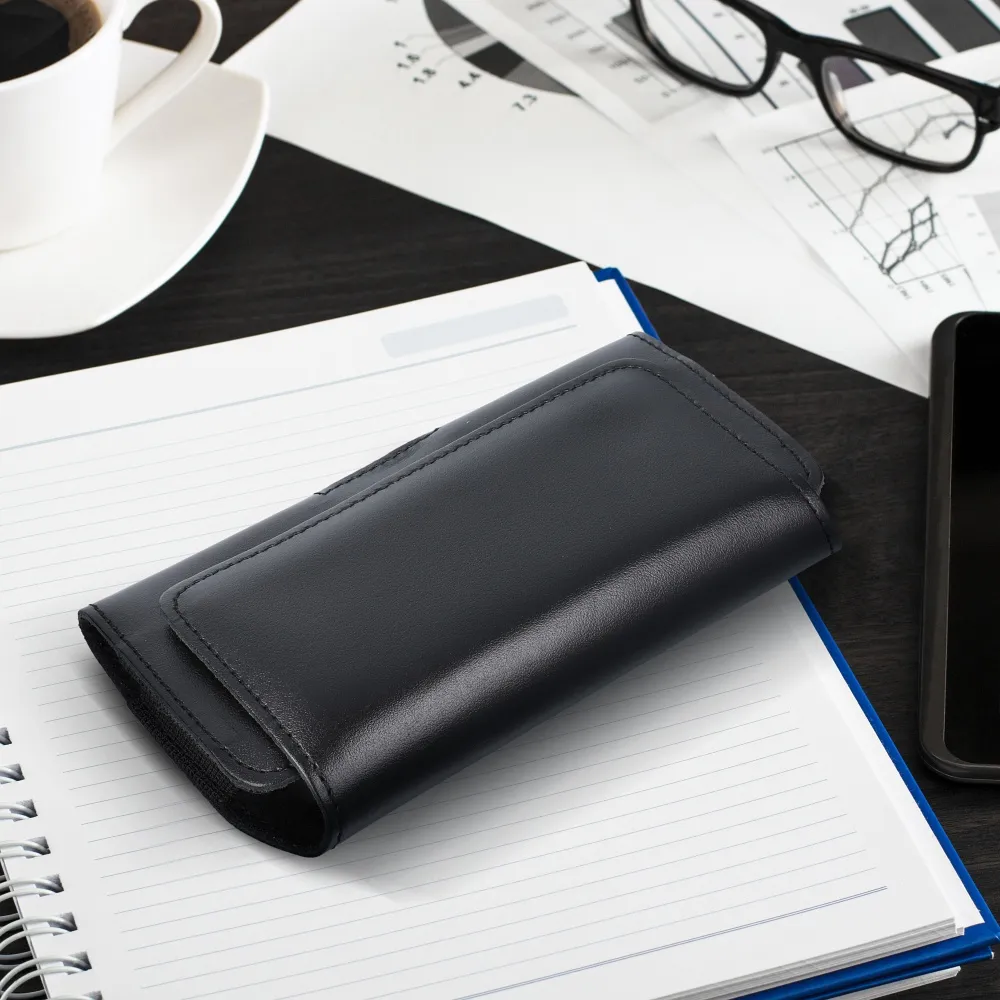 ROYAL universal horizontal leather belt holster size L for IPHONE 12 / 12 PRO / 13 / 13 PRO / 14 / 14 PRO / SAMSUNG S10 / S20 / S21 / A40 / HUAWEI P8 LITE / P30 / P40 / P9 LITE black - Image 2
