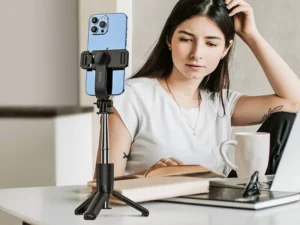 HOCO selfie stick with bluetooth remote control tripod K17 black