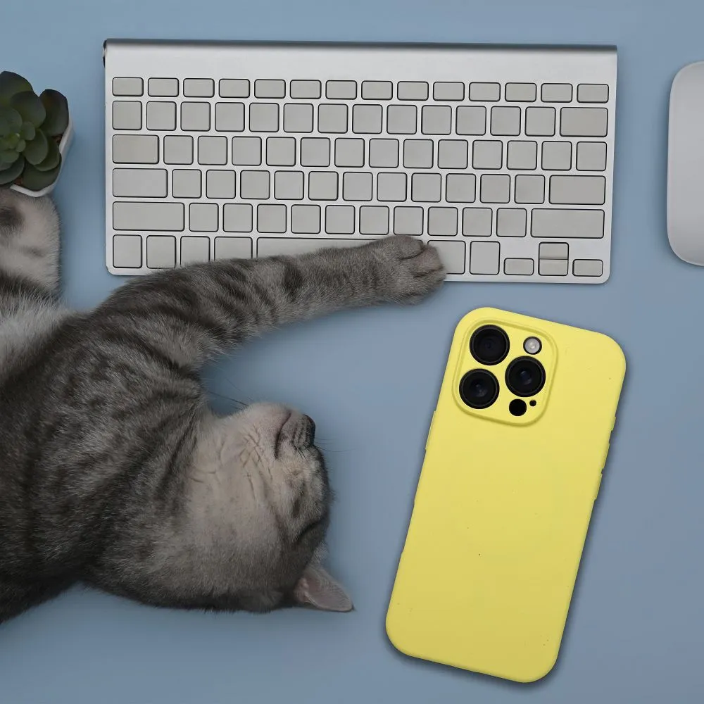 Case for iPhone 16 PLUS Silicone 2mm (camera protection) compatible with MagSafe yellow - Image 3